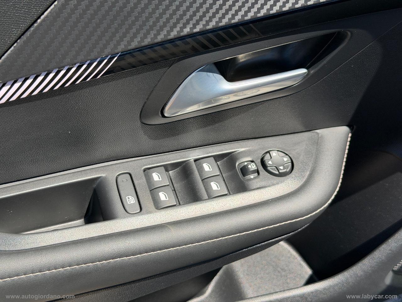 PEUGEOT 208 PureTech 100 S&S 5p. Allure