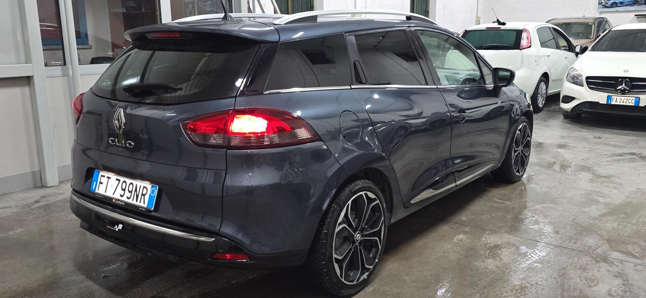 Renault Clio Sporter dCi 8V 90 CV Moschino Intens