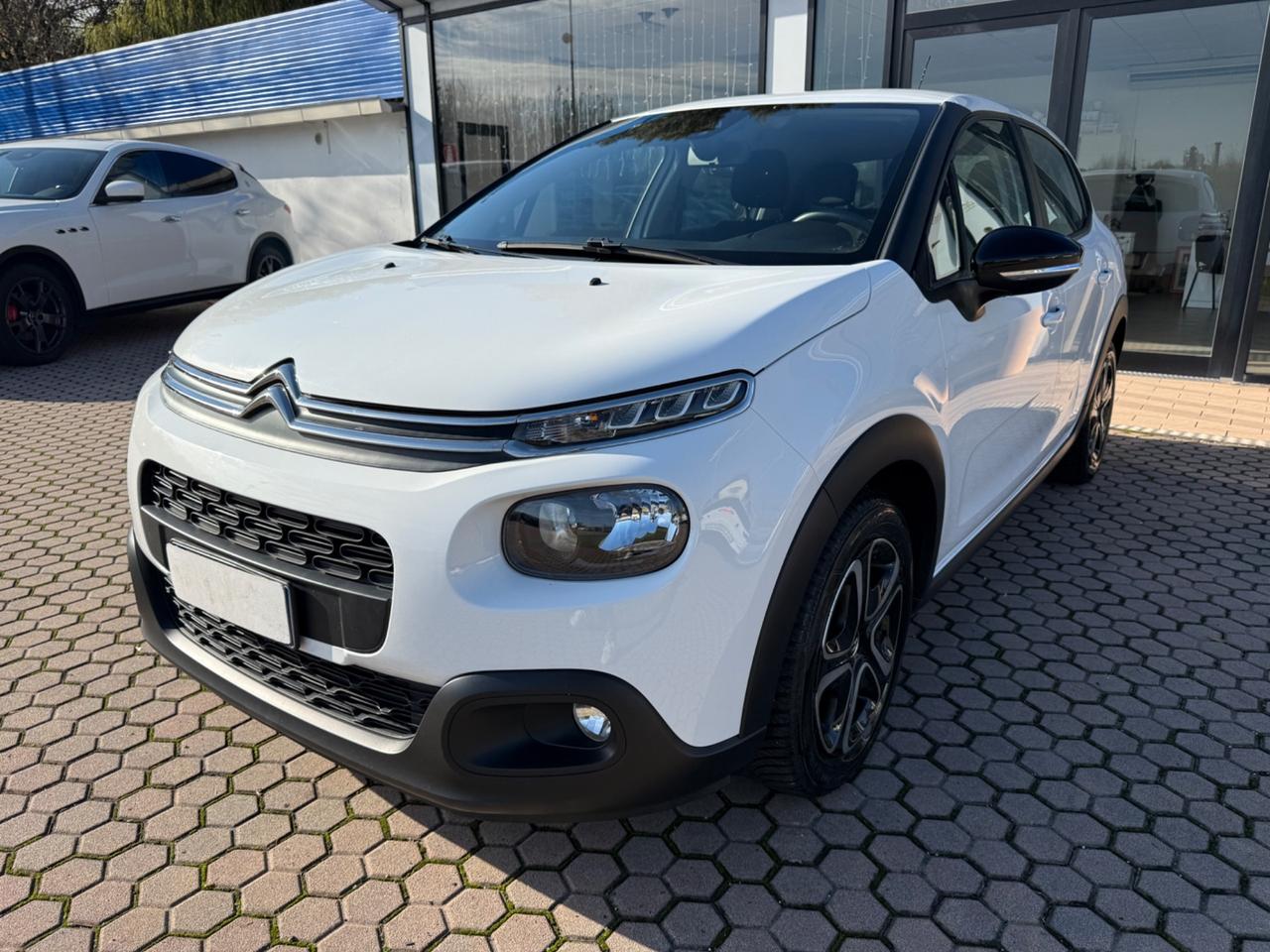 Citroen C3 PureTech 82 Shine OK NEOPATENTATI