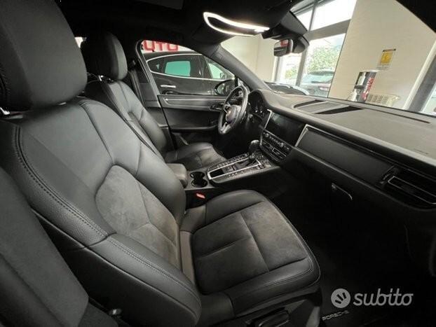 PORSCHE Macan 2.0 TETTO -
