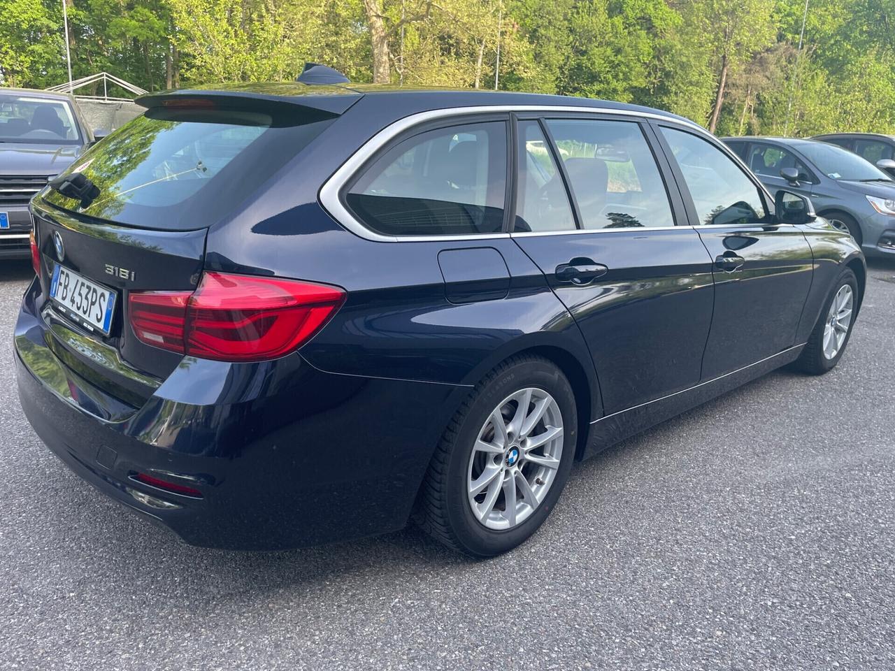 Bmw 318 318i Business Automatik*Neopatentati*Navi*