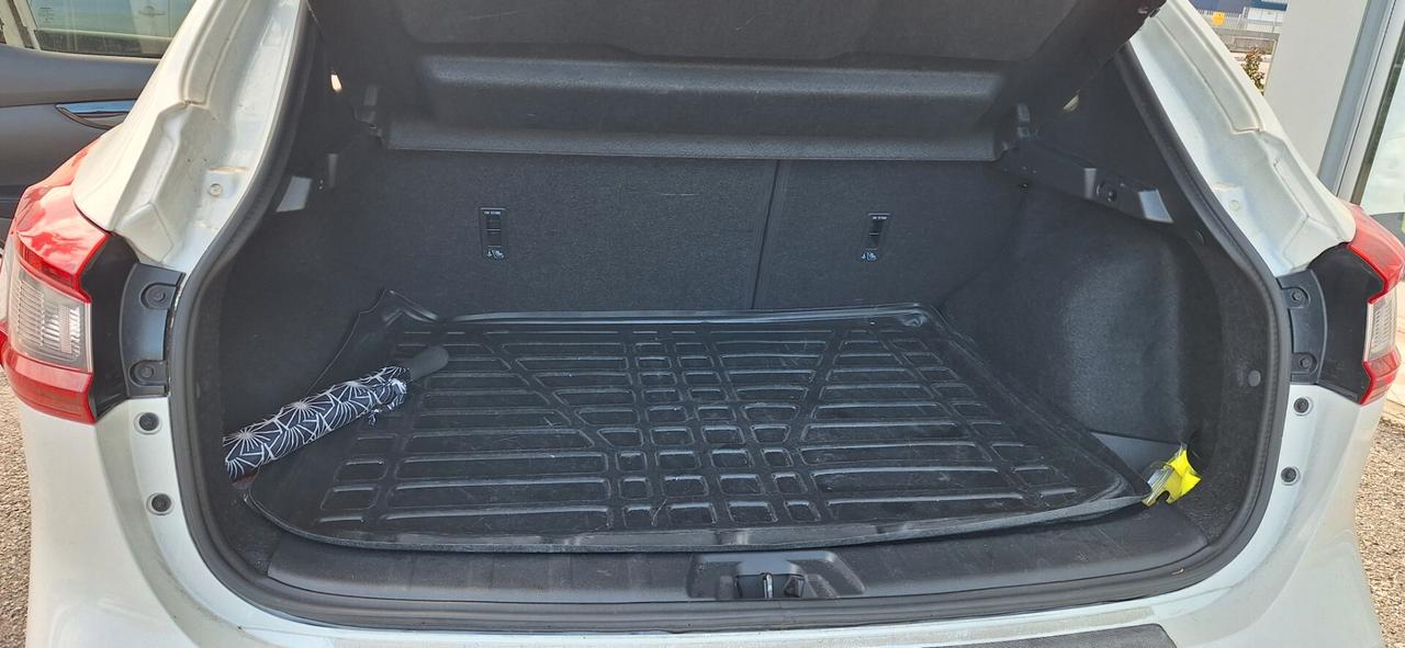 Nissan Qashqai 1.3 DIG-T 140 CV N-Connecta