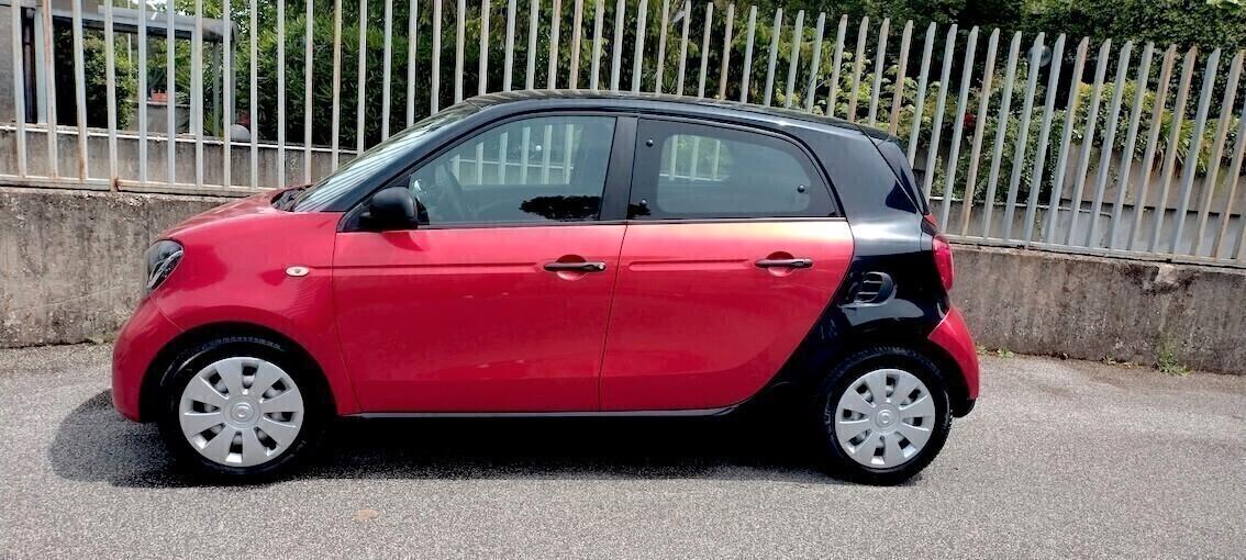Smart ForFour 70 1.0 Youngster