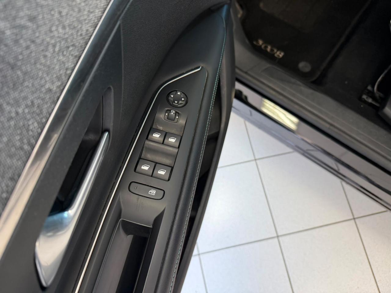 Peugeot 3008 BlueHDi GT 2022
