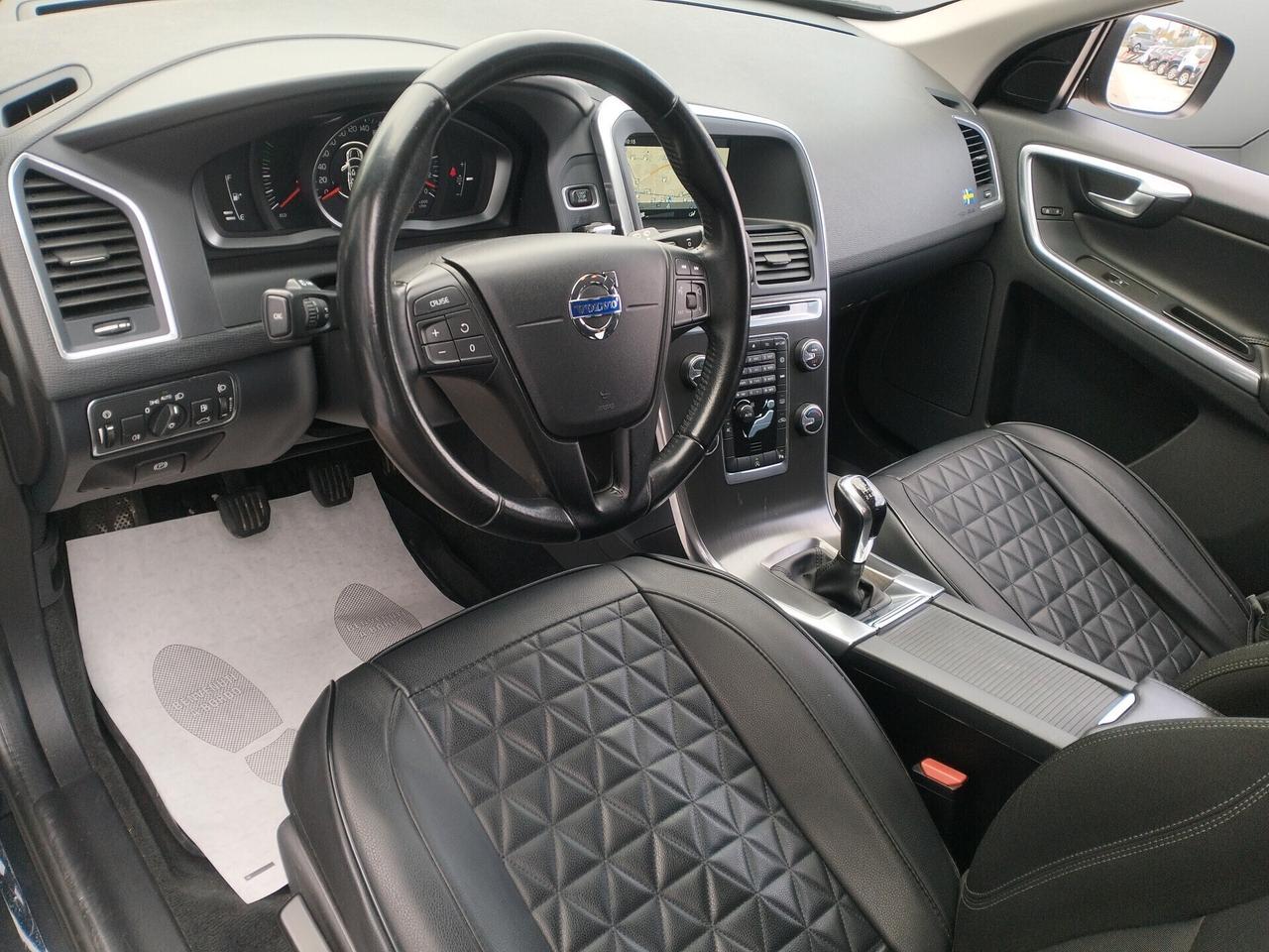 Volvo XC60 2.0 d3 Momentum 150cv