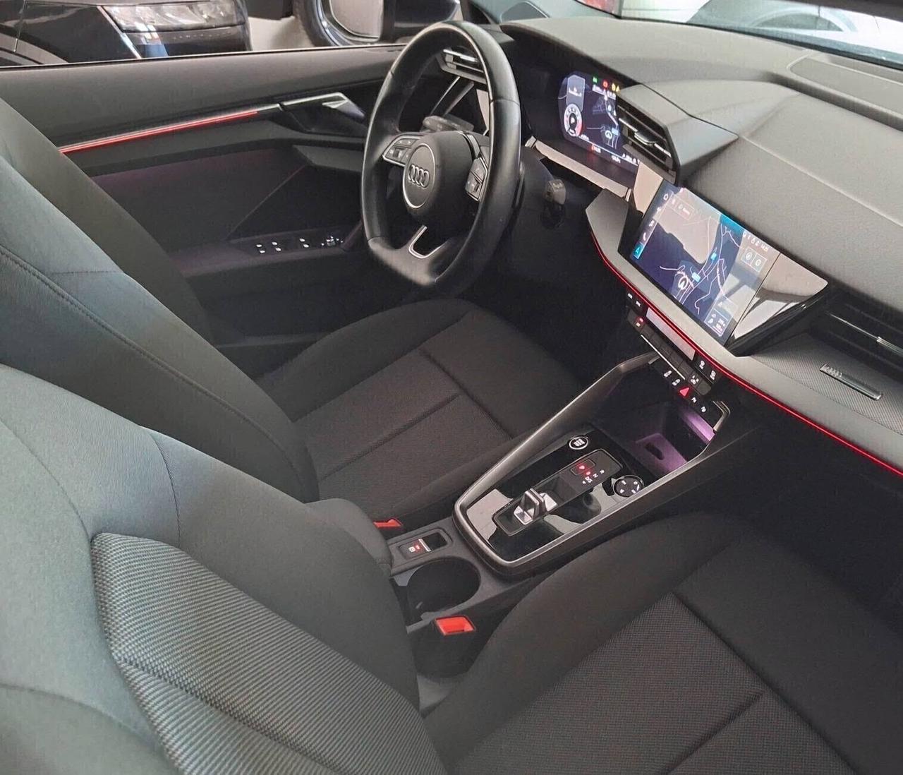 Audi A3 SPB 35 TFSI S line edition Fari full led