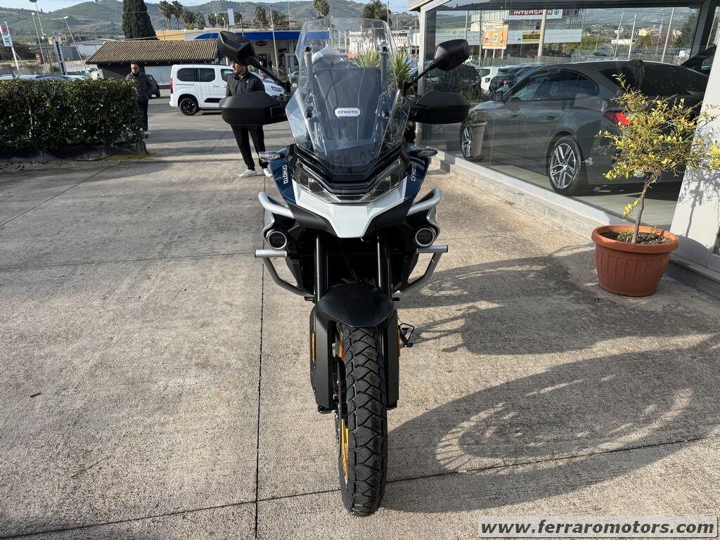 CFMOTO 800MT EXPLORE km0 a soli 109 euro