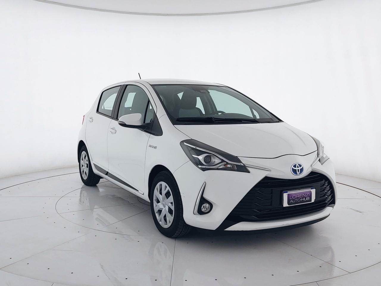 TOYOTA Yaris III 2017 Yaris 5p 1.5h Active my18