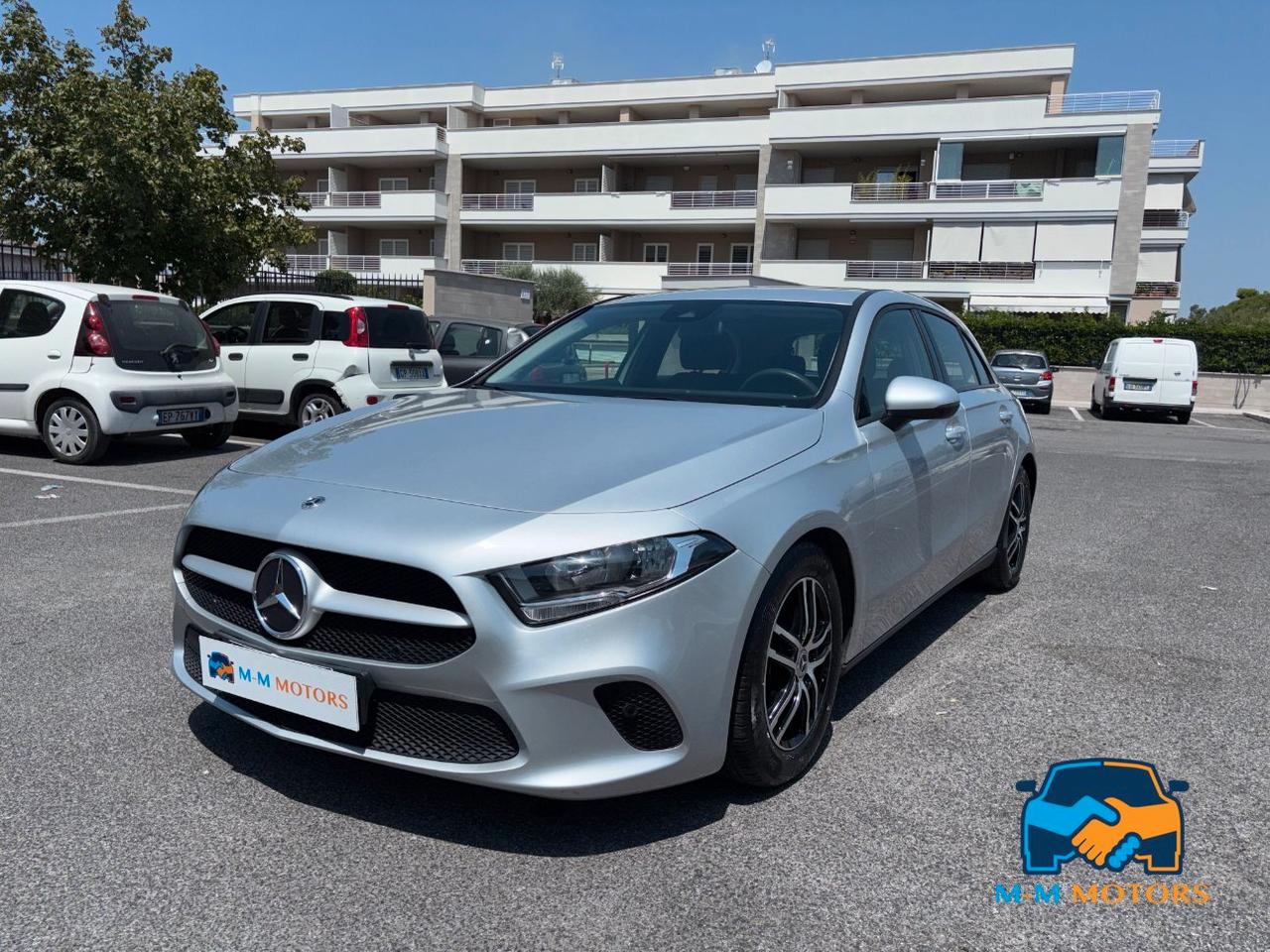 Mercedes A 180 Business 7G-DCT