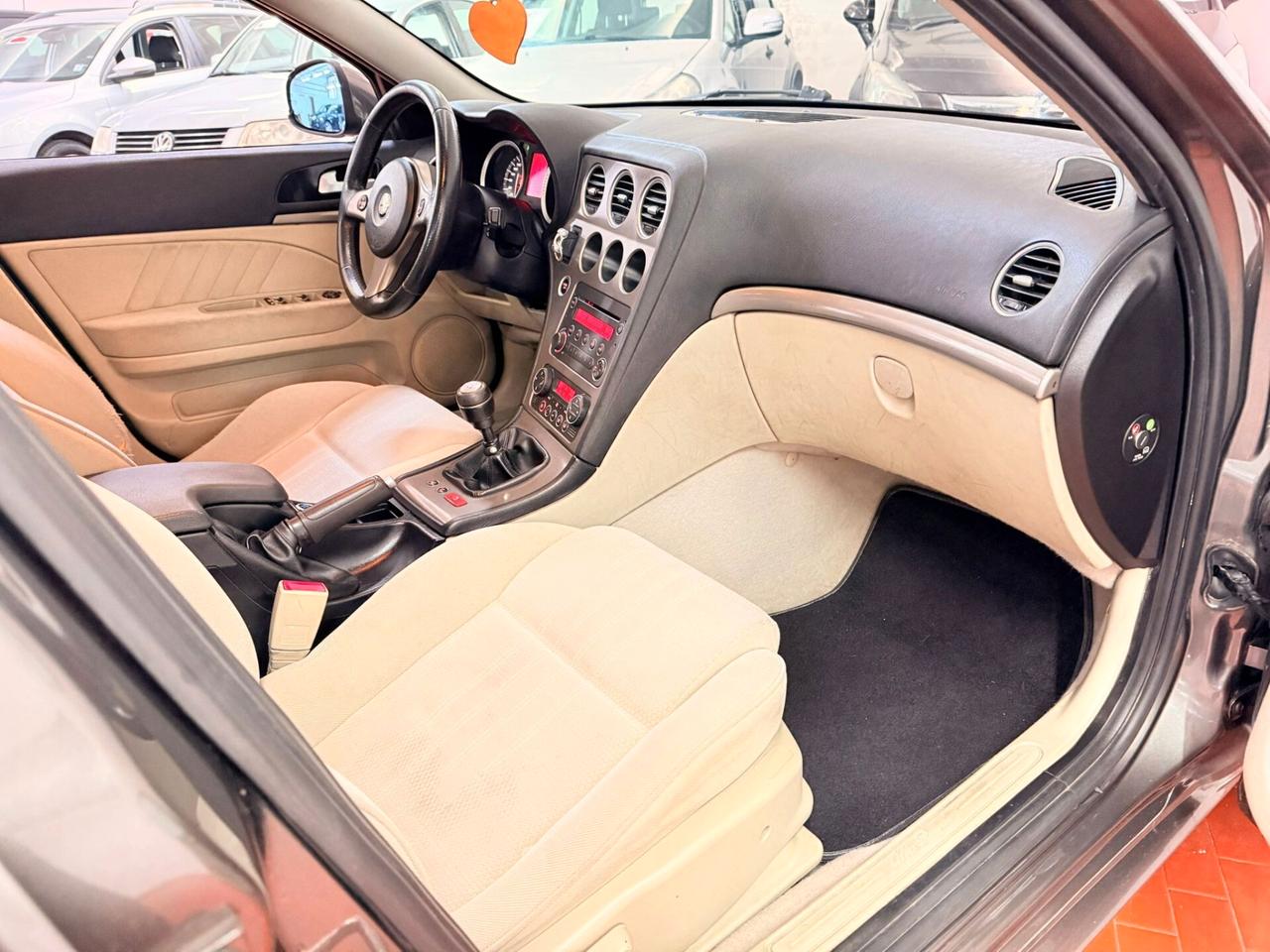 Alfa Romeo 159 1.9 JTDm 120cv 6Marce ok Neopatentati