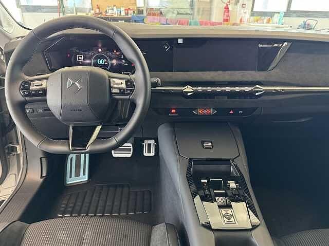 DS DS N 4 DS Hybrid 145 Performance Line