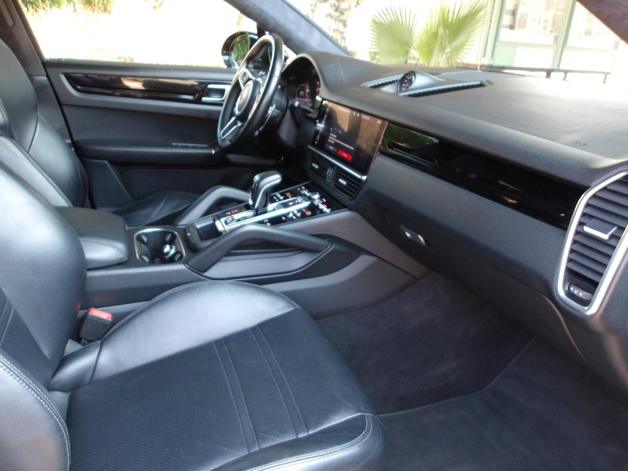 Porsche Cayenne Coupe 3.0 tiptronic