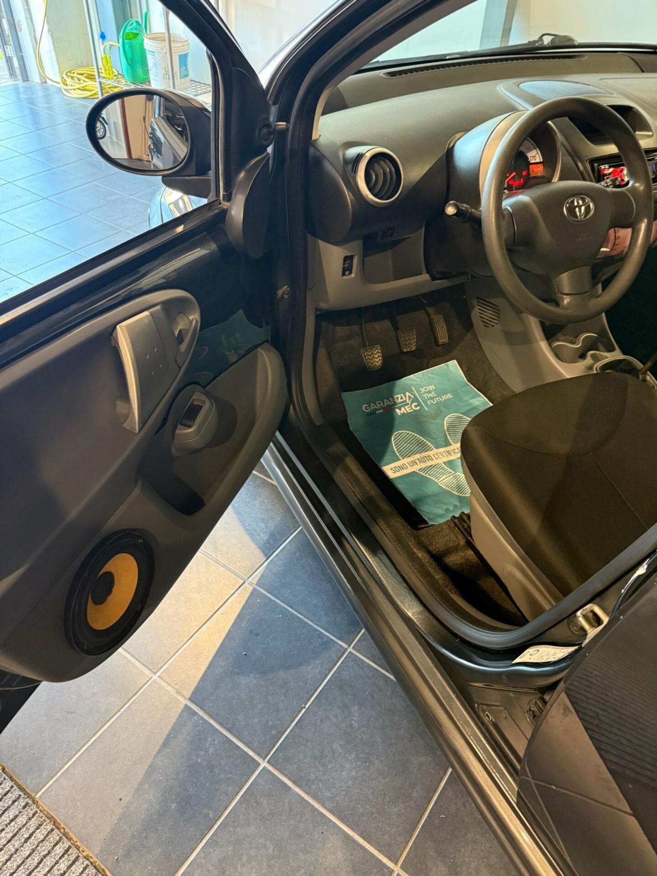 Toyota Aygo 70 mila km - NEOPATENTATI