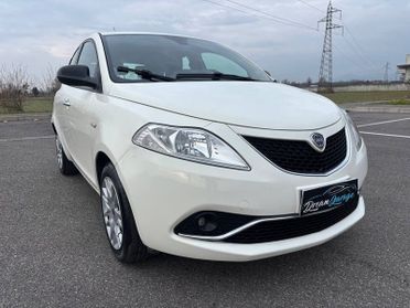 Lancia Ypsilon 1.2 Benz/GPL