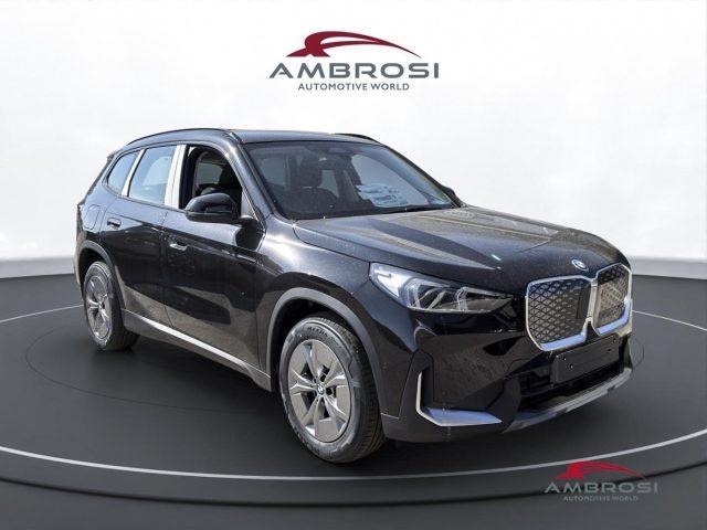BMW iX1 eDrive20 Premium Package