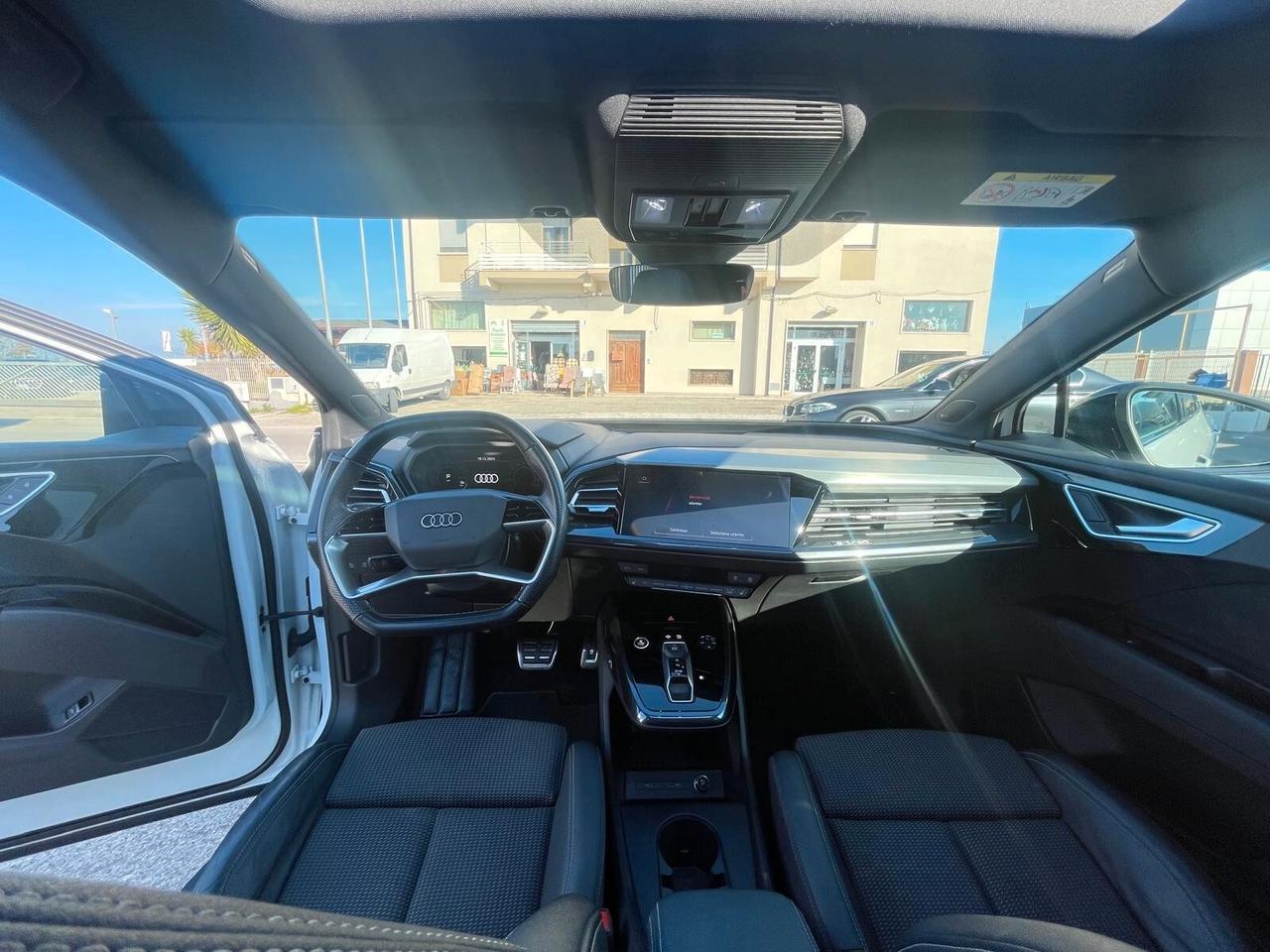 Audi Q4 50 e-tron quattro S line edition