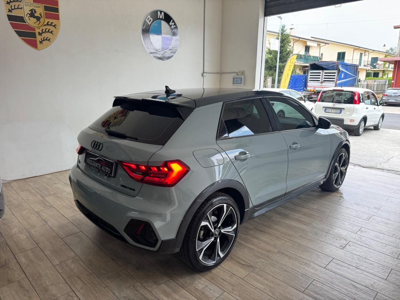 Audi A1 SPB 30 TFSI S tronic Identity Black