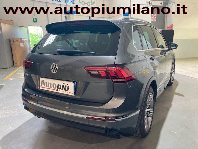 VOLKSWAGEN Tiguan 1.6 TDI SCR Sport BlueMotion Technology R-Line