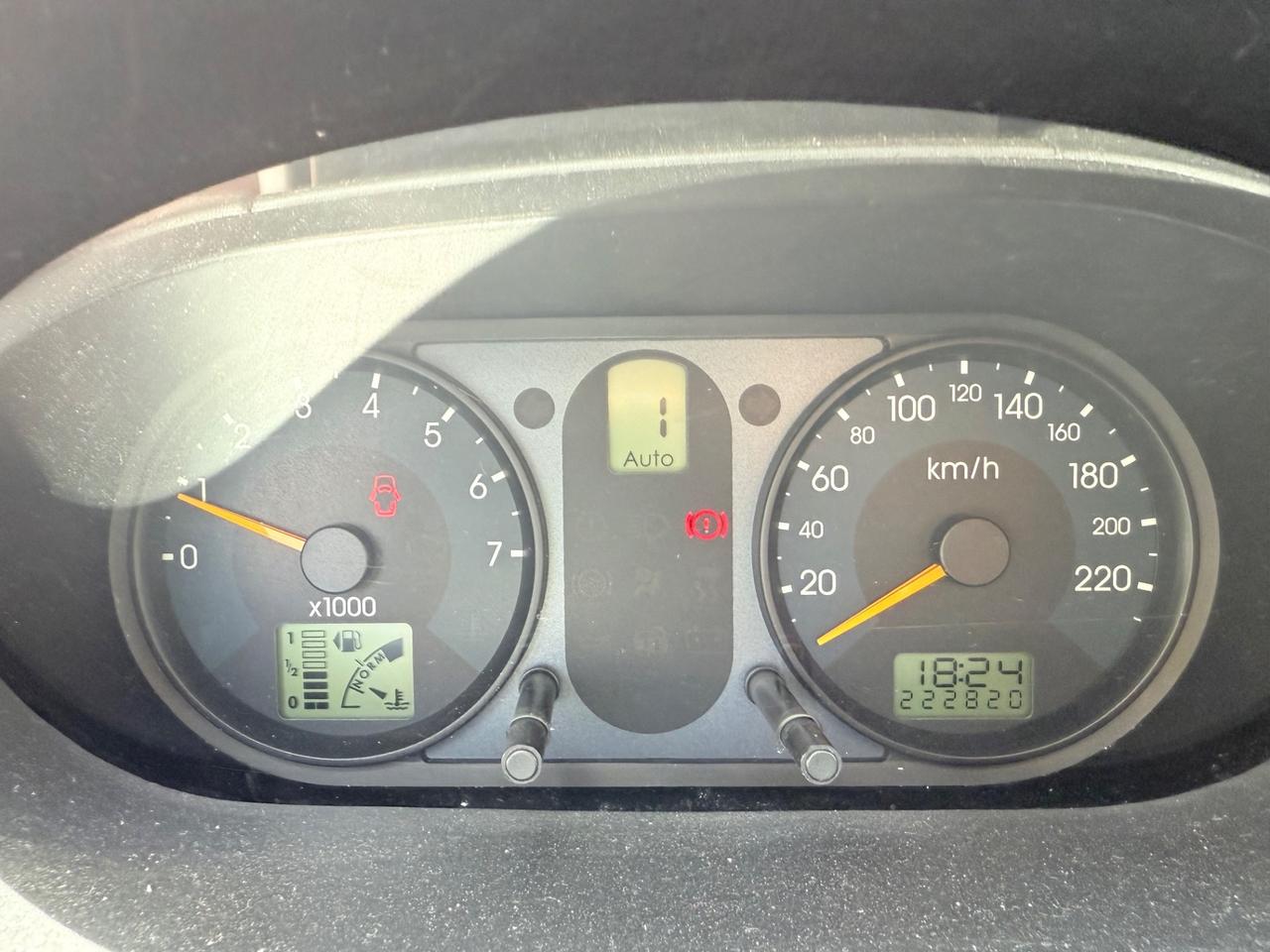 Ford Fiesta 1.4. Ghia CAMBIO AUTOMATICO