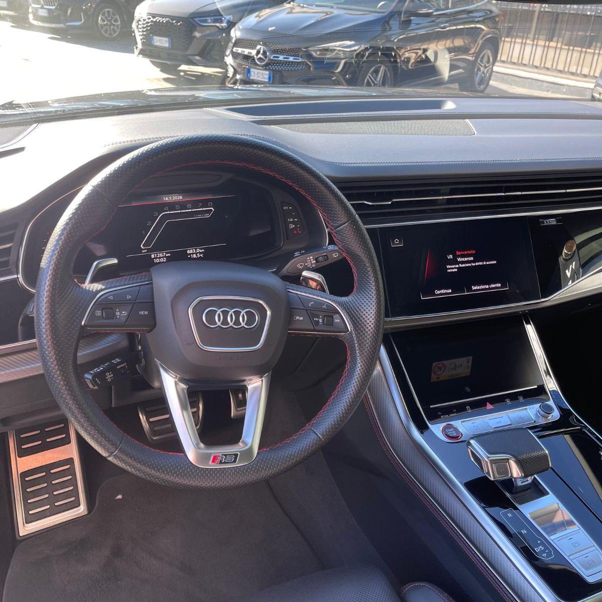 AUDI - RS Q8 PRONTA CONSEGNA