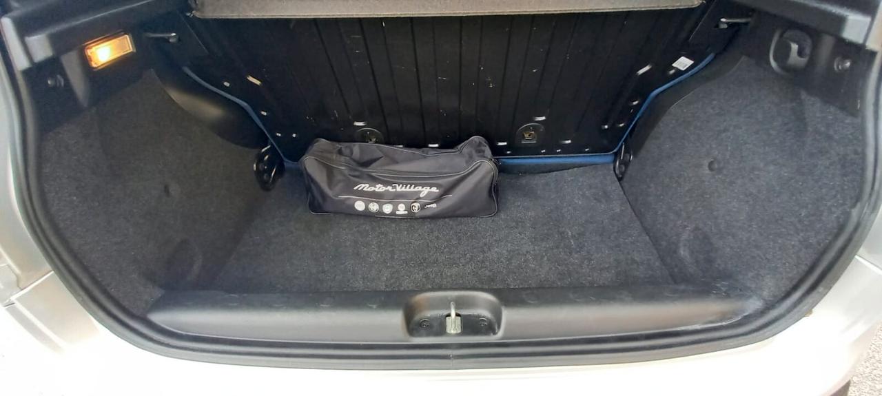 Fiat Panda cc. 1.242 Benzina 69 CV. 4 Cilindri 5 Porte 5 Posti Euro 6B Utilizzabile anche per i Neopatentati.