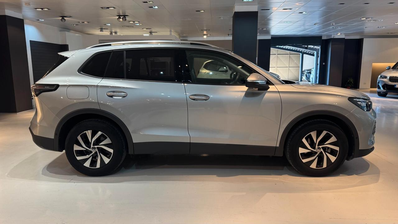 VOLKSWAGEN TIGUAN 1.5 eTSI 130CV ACT DSG EDITION PLUS - 2024