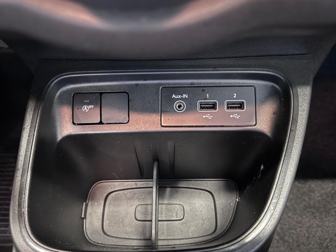 1.0 69 CV LIMITED LED NAVIGATORE NEOPATENTATI GARANZIA UNIPRO