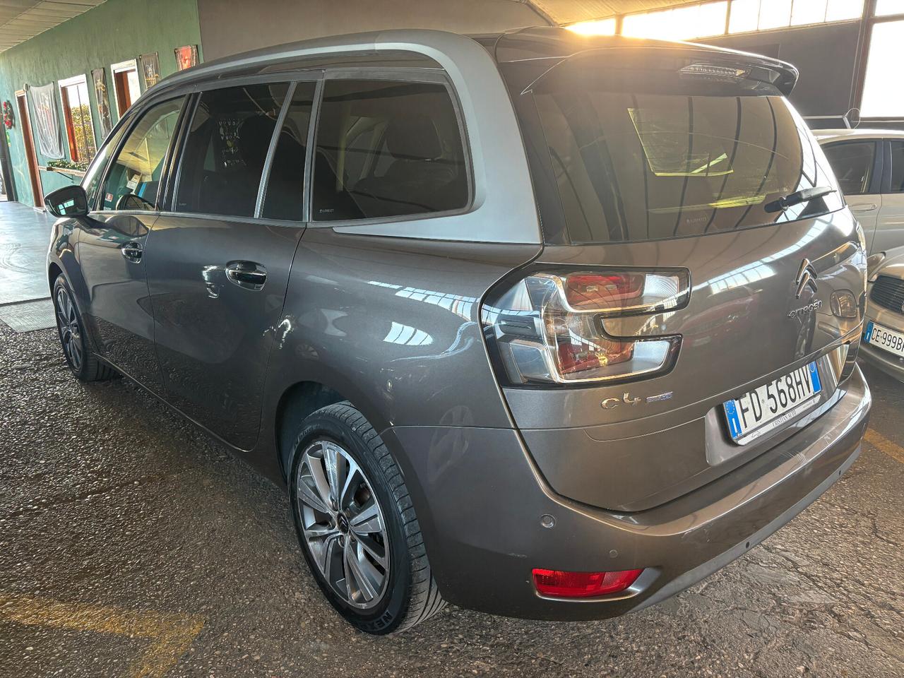 Citroen Grand C4 Picasso 1.6 BlueHDi 120 S&S EAT6 EXCLUSIVE