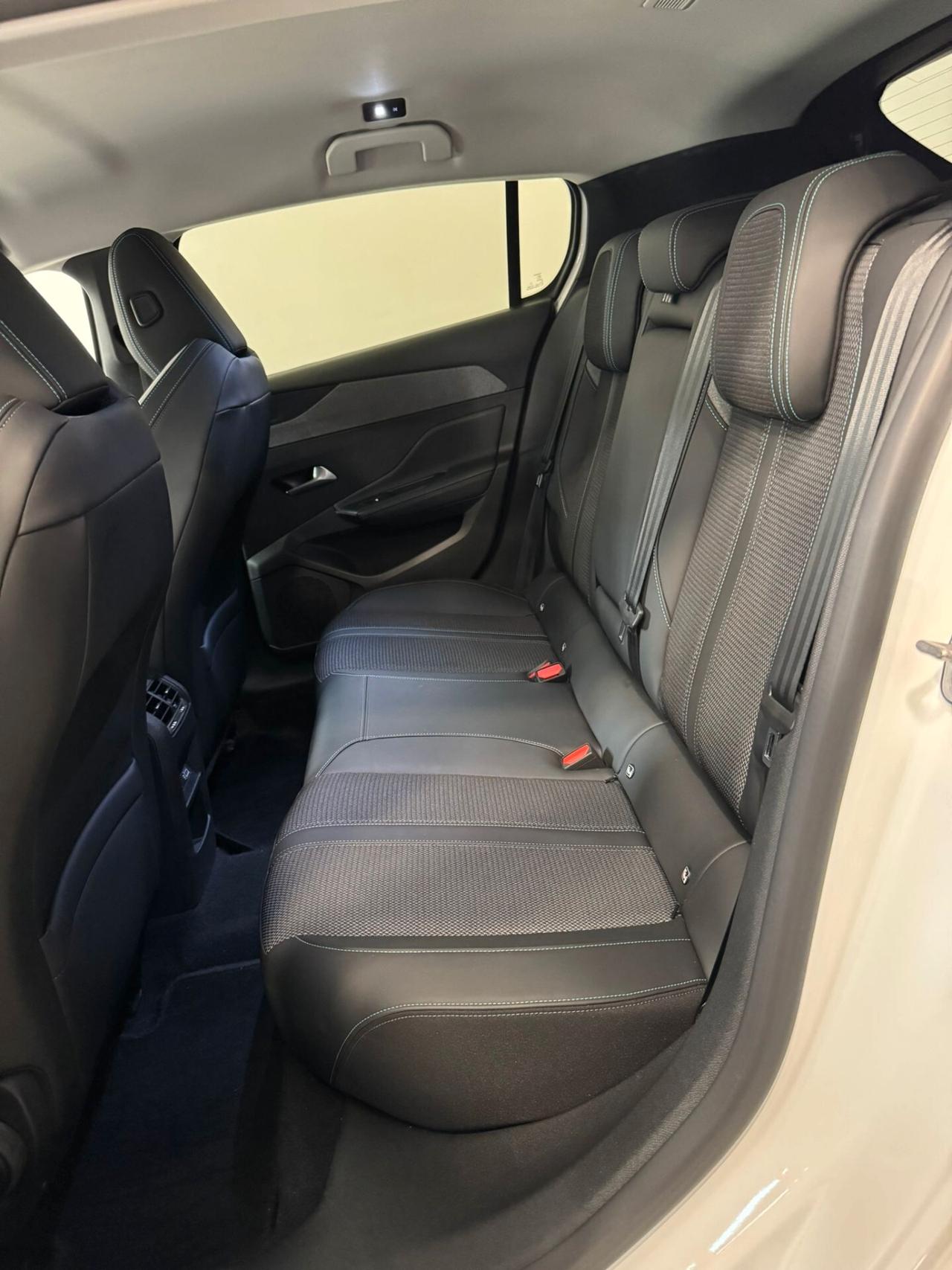 Peugeot 308 BlueHDi 130 S&S EAT8 Allure Pack