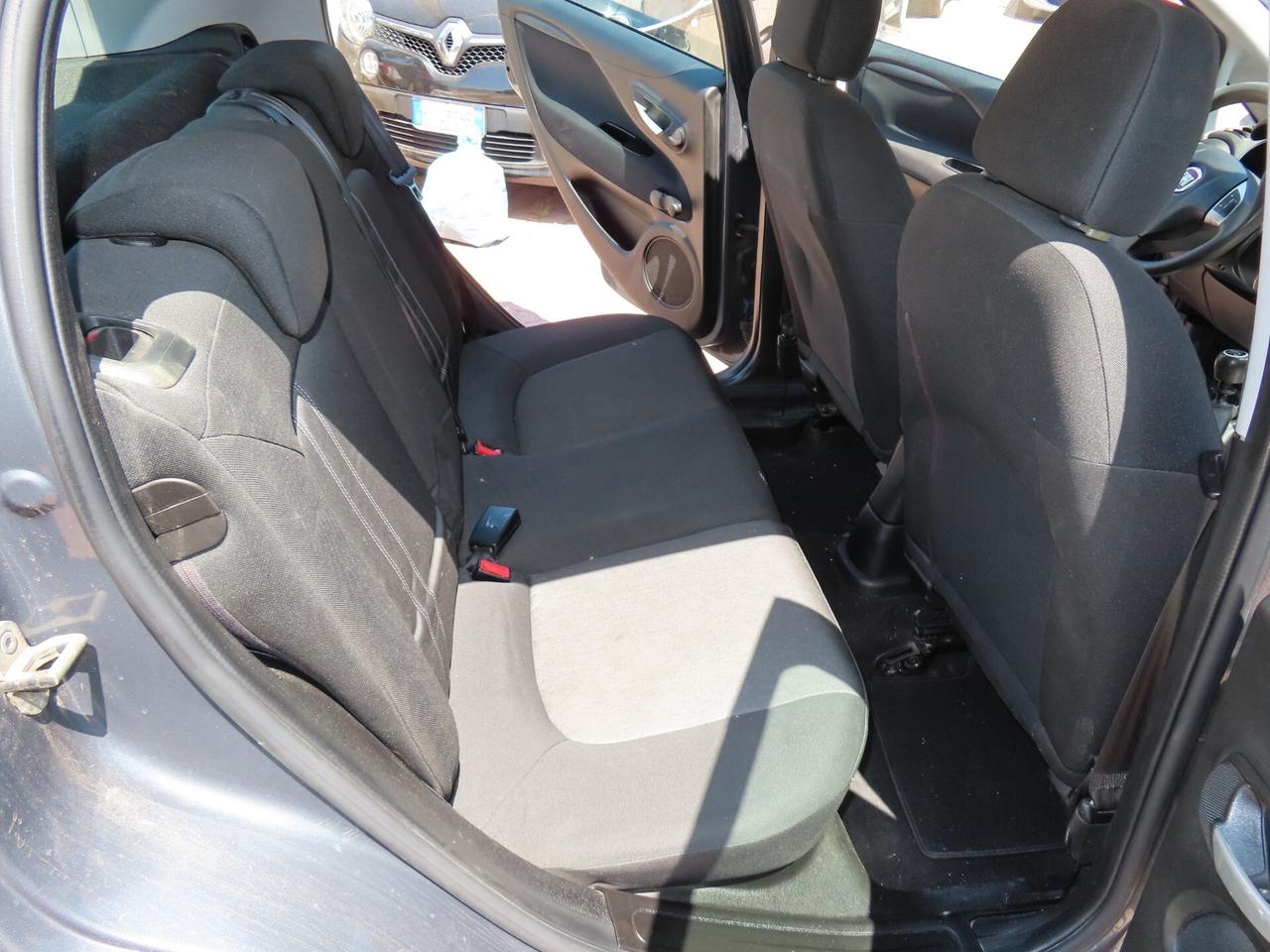 Fiat Punto 1.4 8V 5 porte GPL DI SERIE Lounge 2013