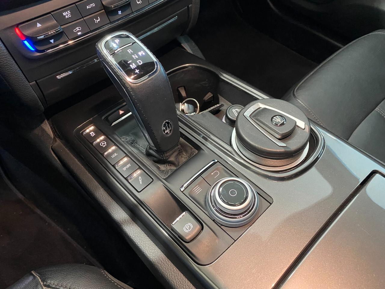 Maserati Ghibli V6 Diesel 275 CV Gran Sport tetto apribile "super prezzo"