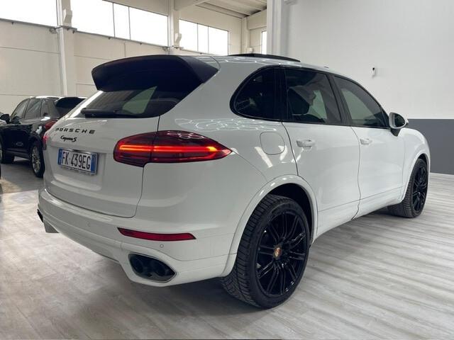 Porsche Cayenne 4.1 S Diesel Platinum Edition