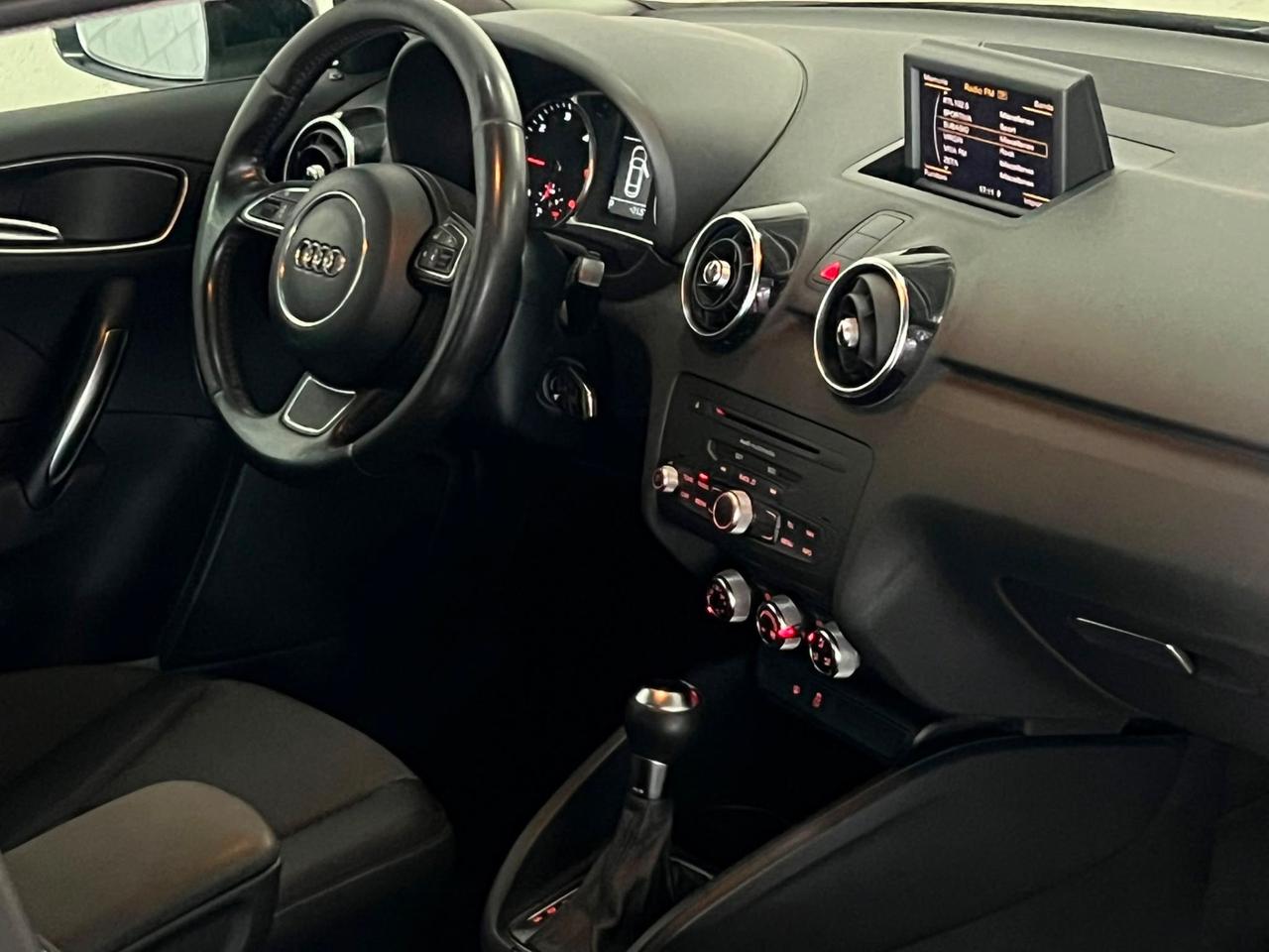 Audi A1 1.6 TDI S tronic Ambition
