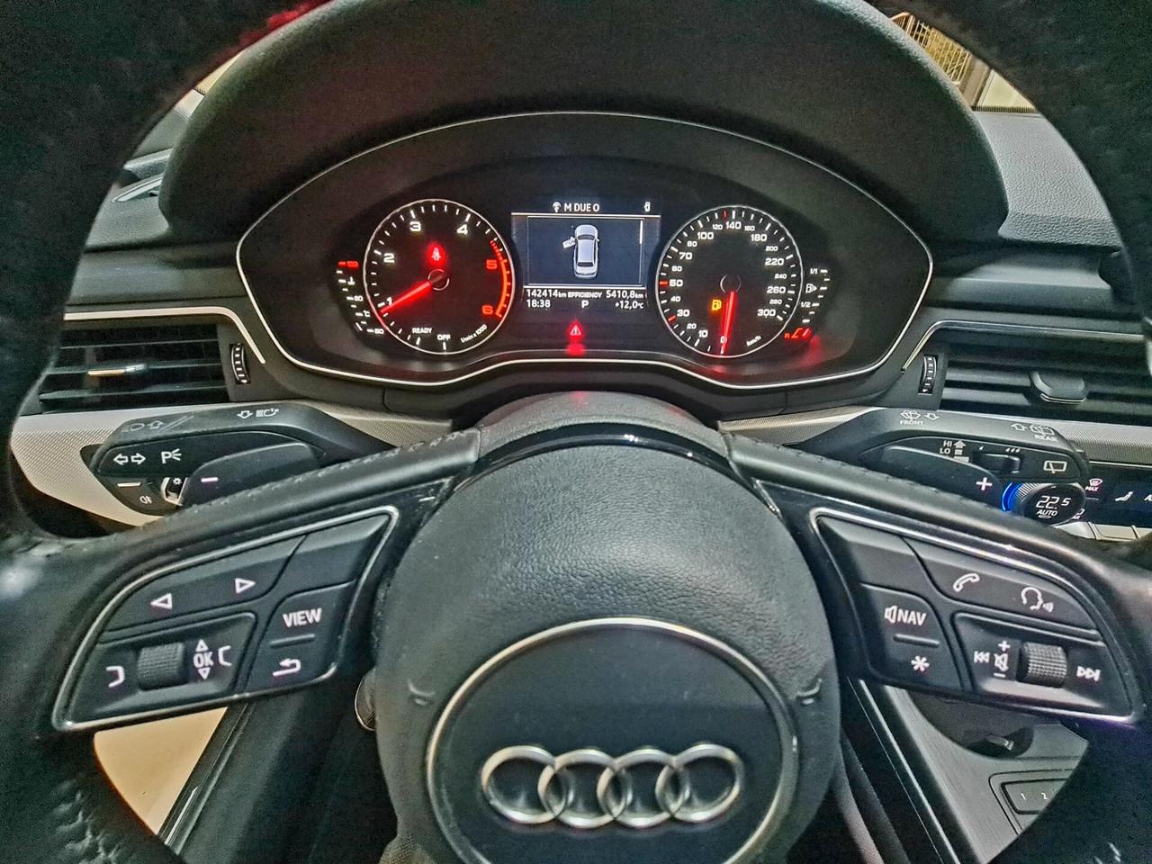 AUDI A4 AVANT 2.0 tdi 150cv ULTRA SPORT