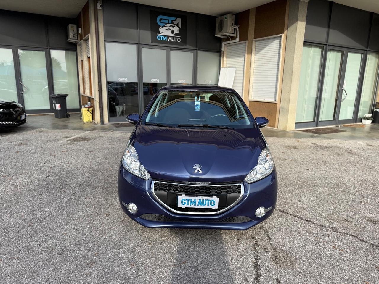 Peugeot 208 1.4 VTi 95 CV 5p - Neopatentati