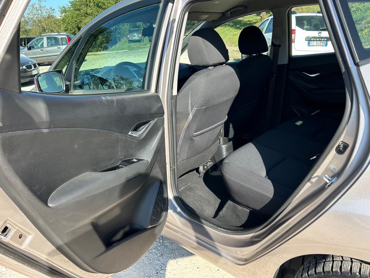 Hyundai iX20 1.4 90 CV XPossible neopatentati Rate