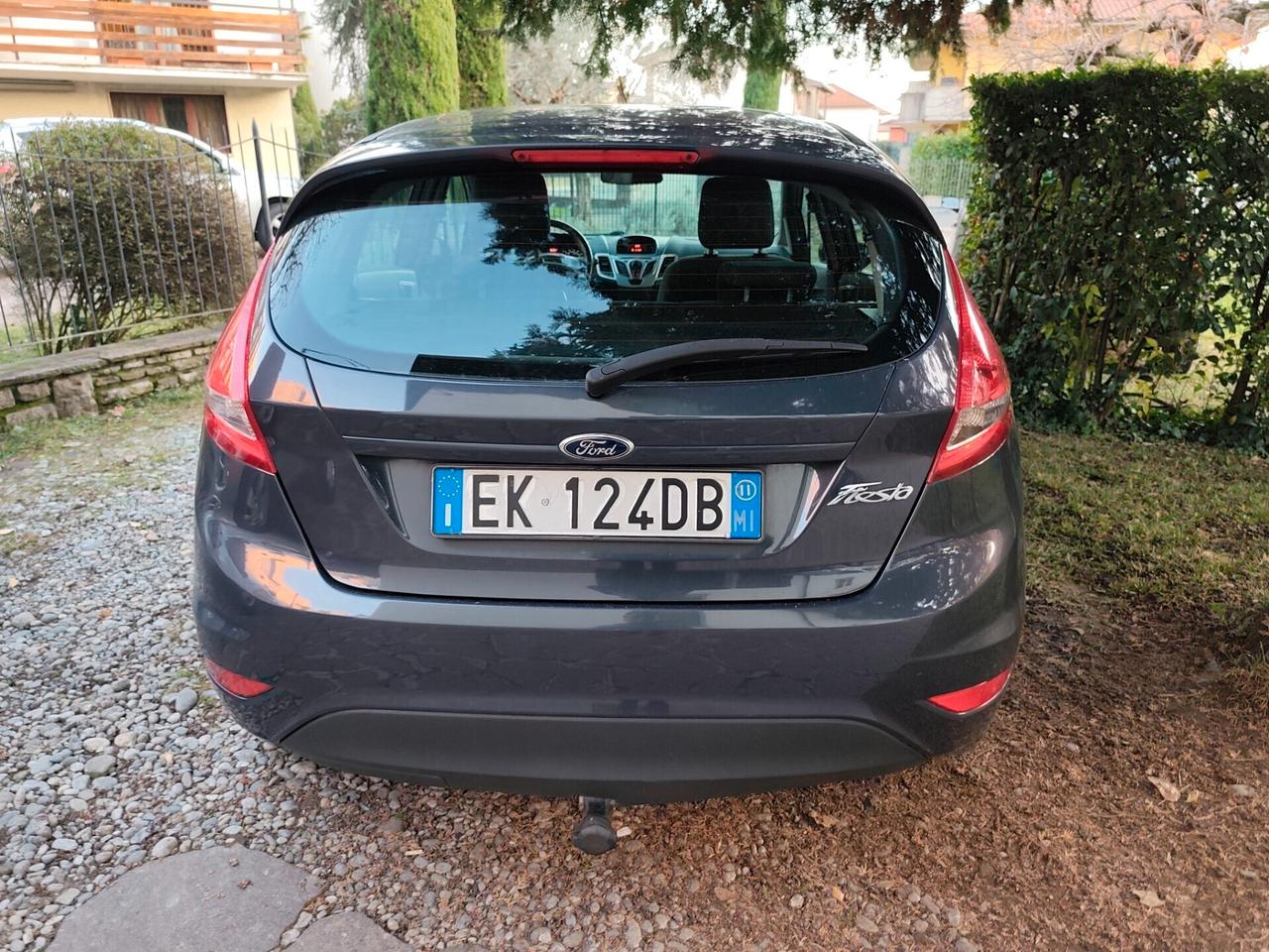 Ford Fiesta 1.2 benz euro 5 5p. gancio traino