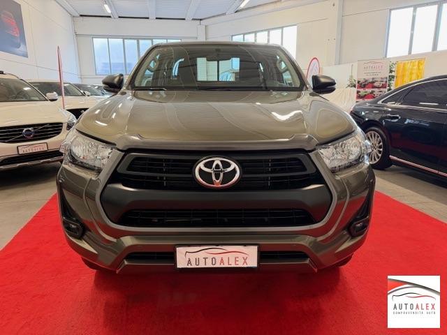 TOYOTA Hilux 2.4 d-4d C&C 4x4 Comfort GANCIO TRAINO