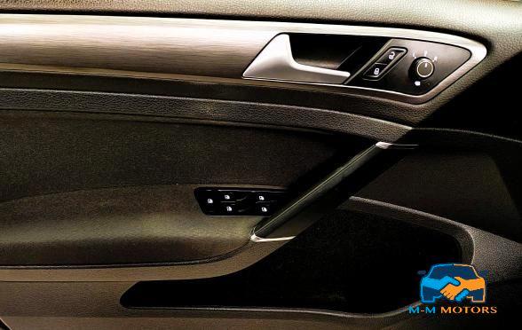 Volkswagen Golf 5 Porte Golf 5p 1.6 tdi Business 115cv dsg