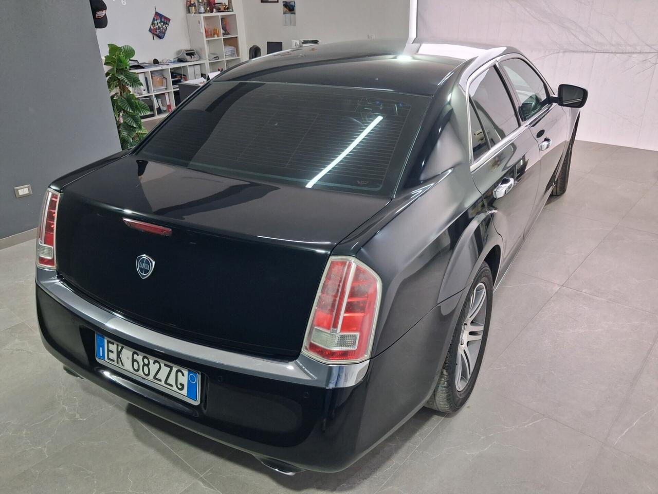 Lancia Thema 3.0 V6 Multijet II 239 CV Executive unico proprietario