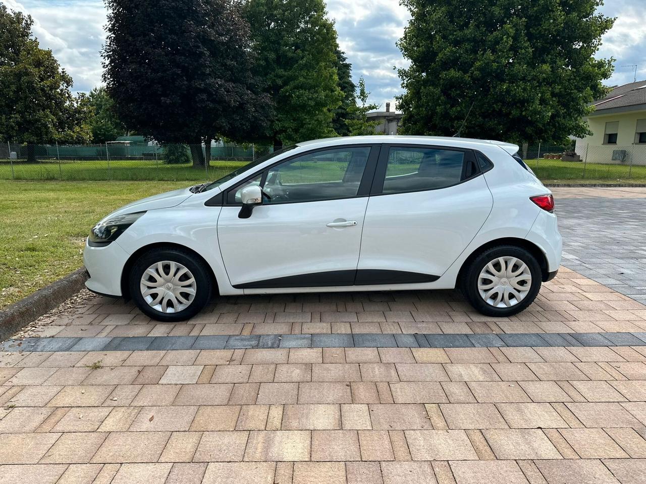 Renault Clio 1.5 dCi 8V 75CV 5 porte Costume National
