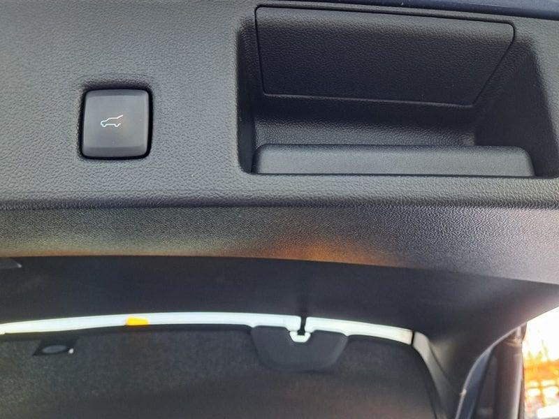 Ford Kuga 2.5 full hybrid ST-Line X awd 190cv cvt