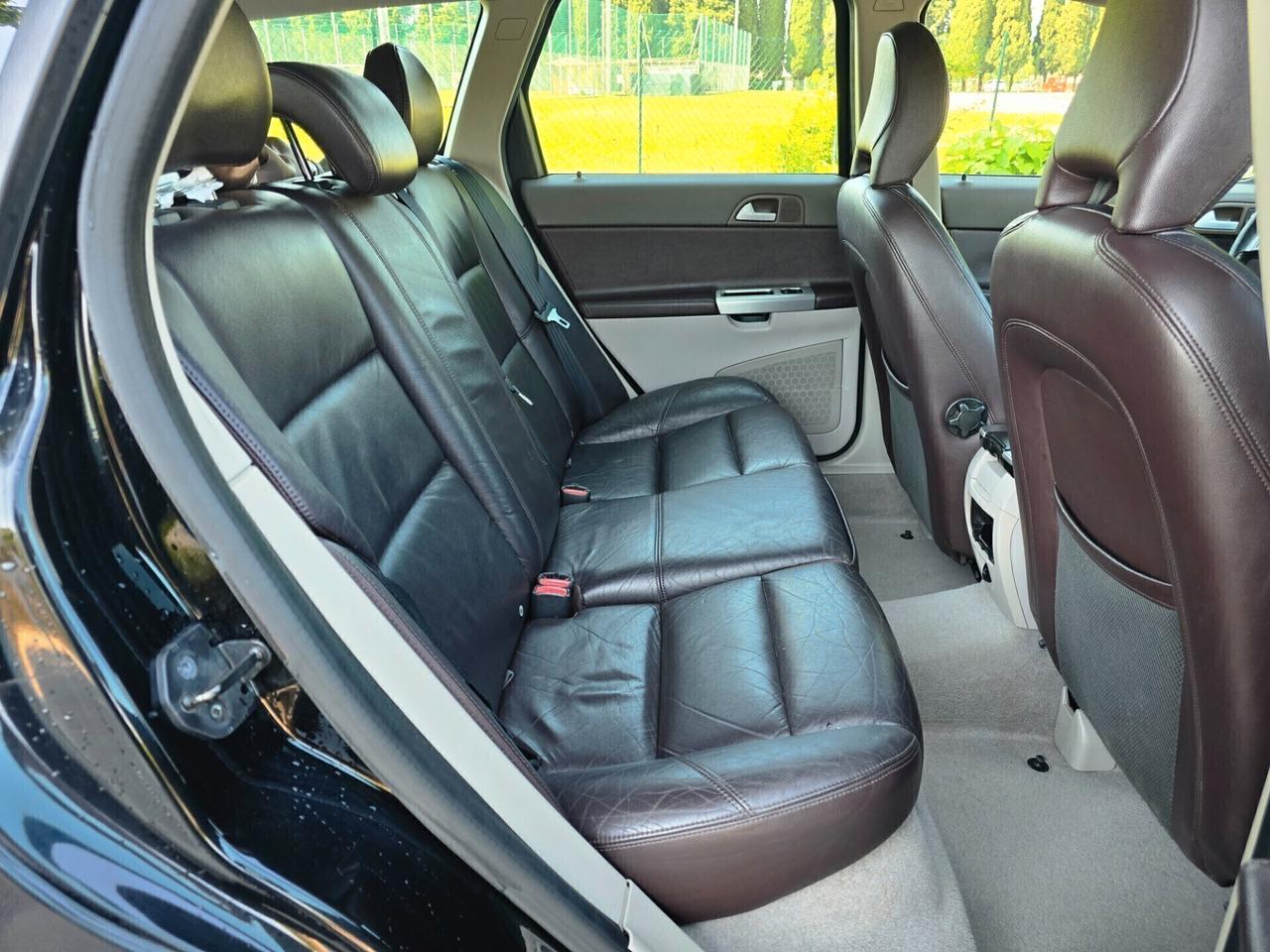 Volvo V50 2.0 D 6 MARCE - INTERNI IN PELLE