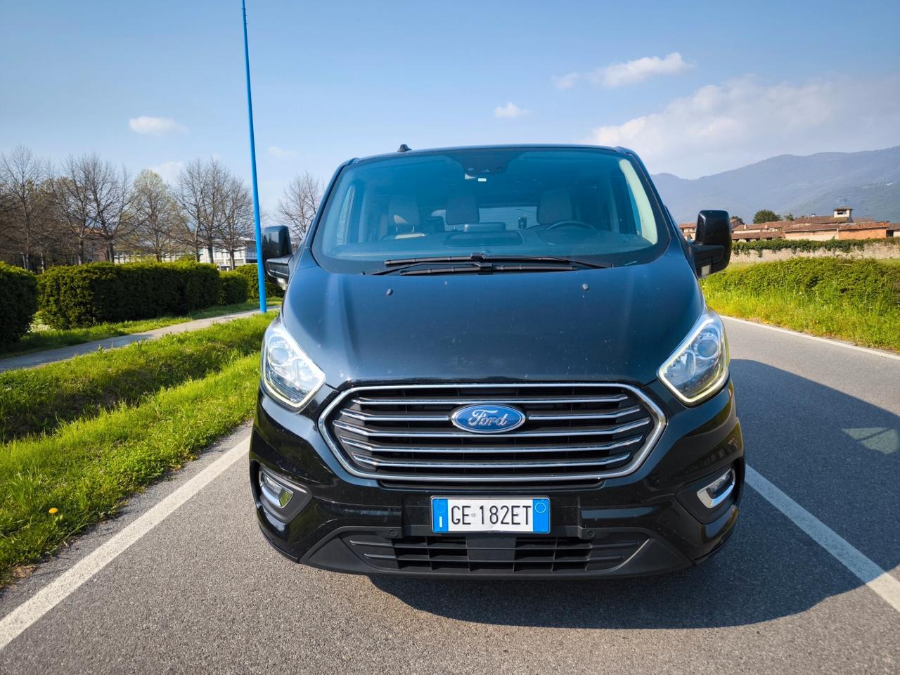 FORD TOURNEO CUSTOM TDCI-TITANIUM-9 POSTI-2021-GANCIO TRAINO