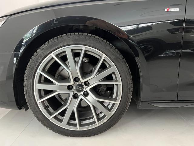 AUDI A4 Avant 35 TDI/163 CV S tronic S line edition