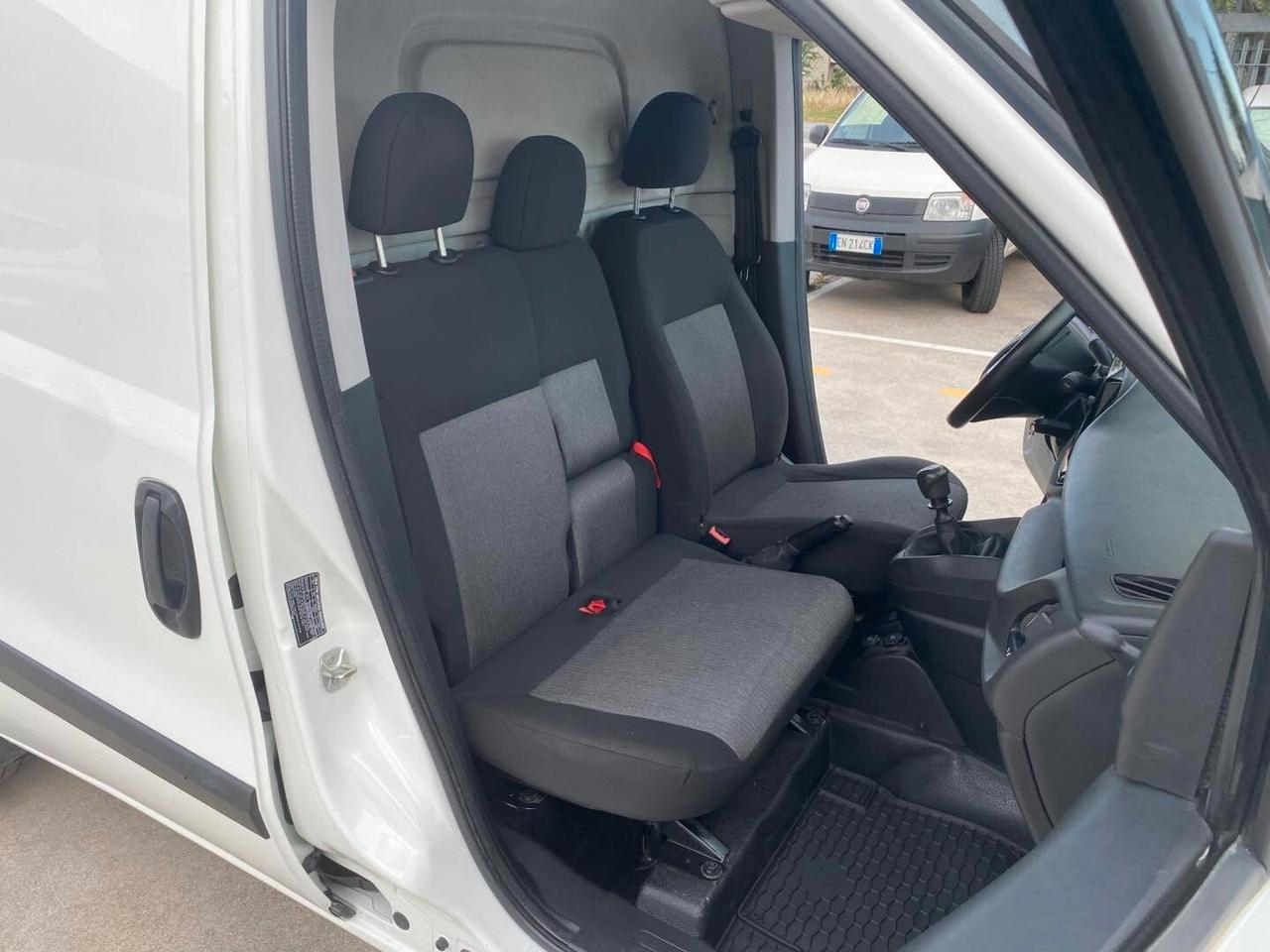 Fiat Doblò 1.6 Mjt2 120 CV 3 posti 12/2022