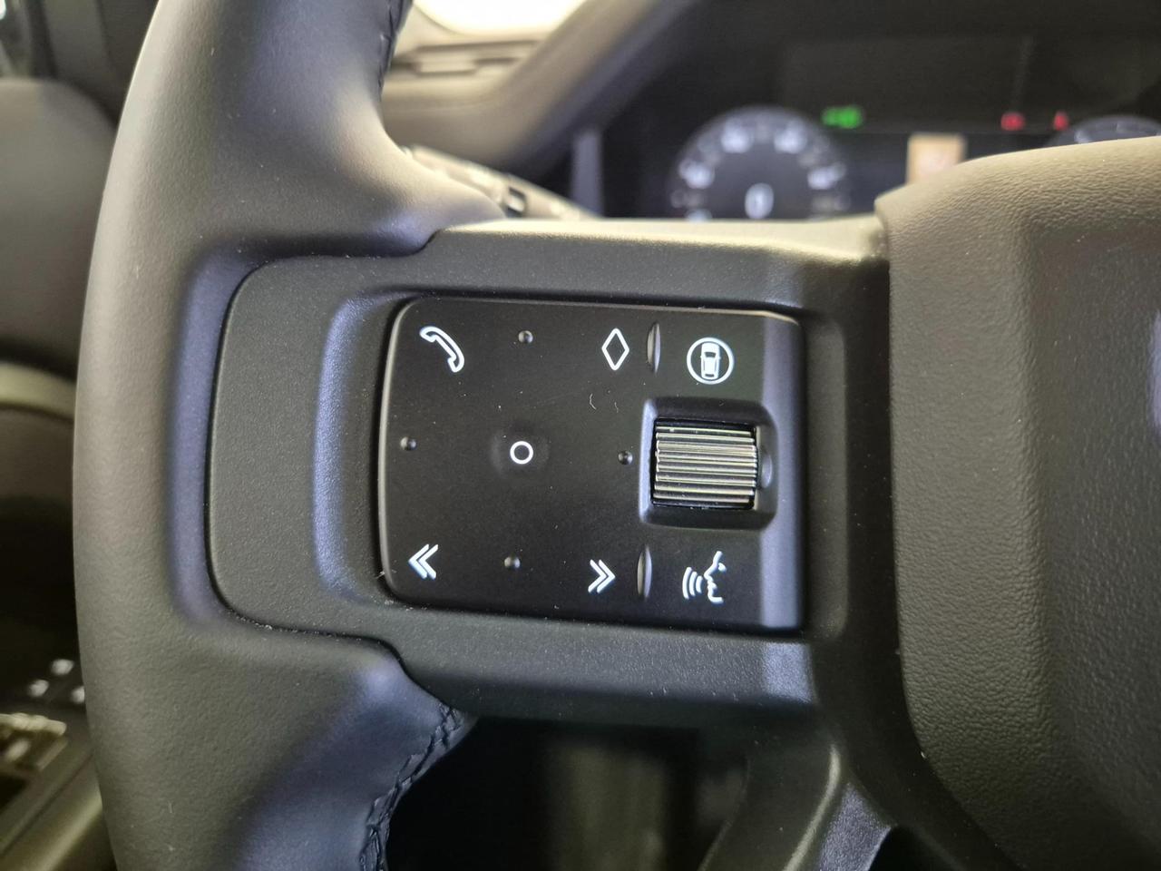 Land Rover Defender 110 3.0d i6 mhev X-Dynamic awd auto N1 - Acc/Lim - Carplay - Tetto