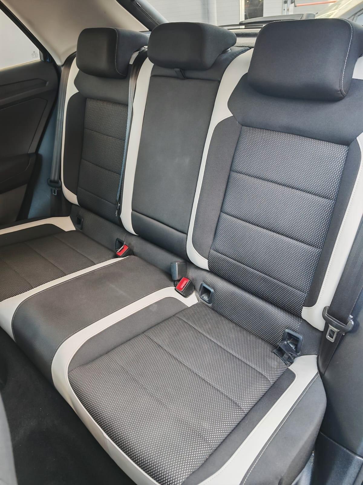 Volkswagen T-Roc 1.0TSI ACT STYLE BlueMotion Technology