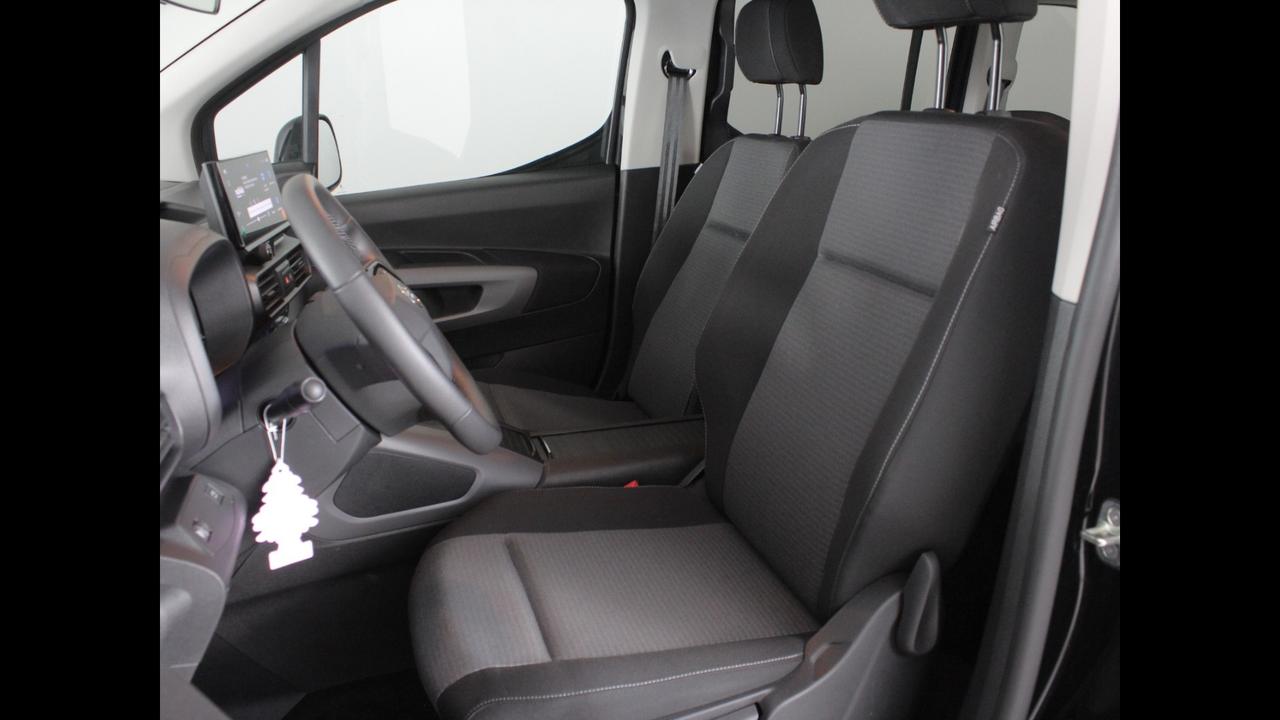 TOYOTA PCITY V. L1 1.5D 100M EXE MC24