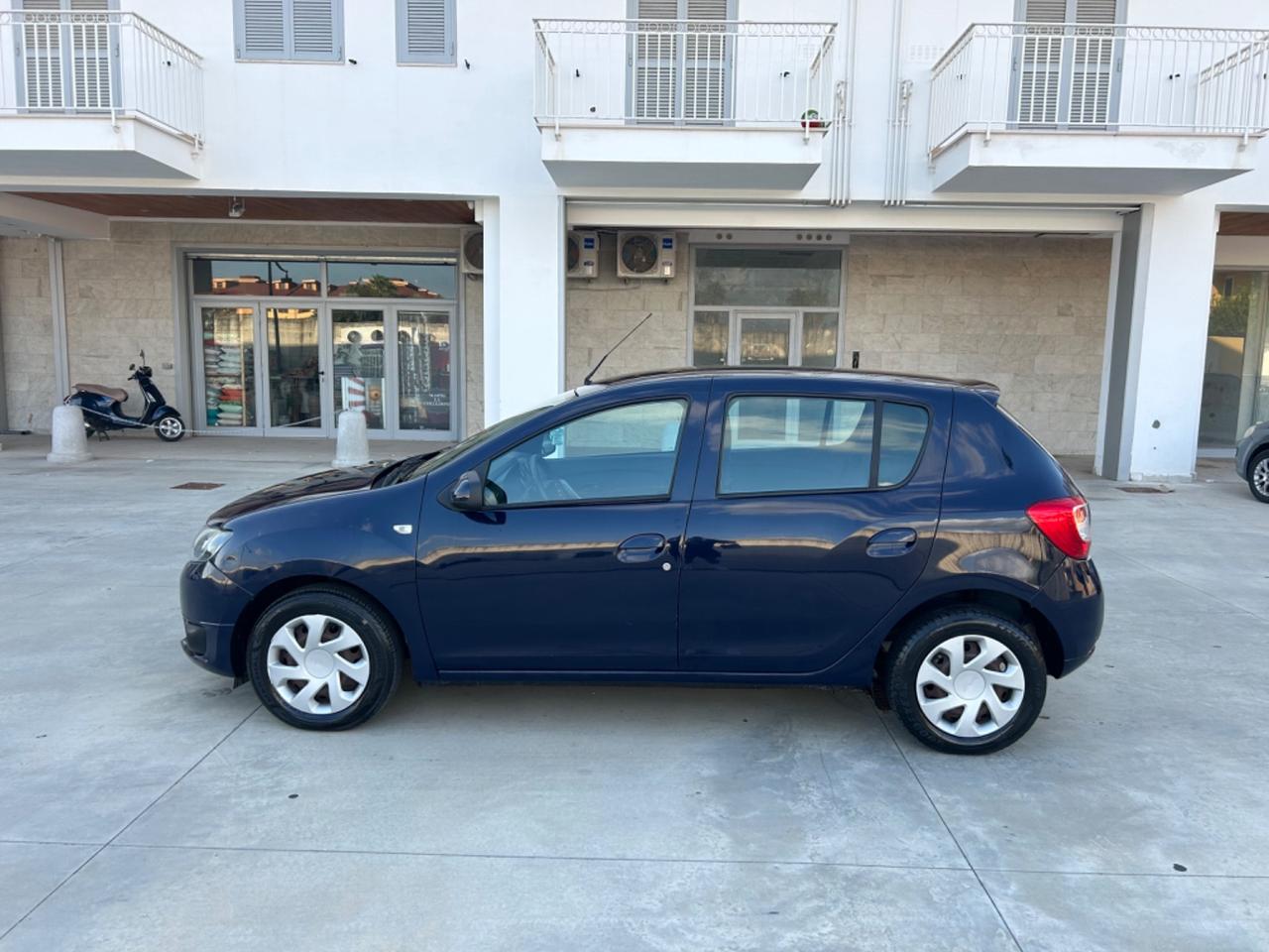 Dacia Sandero 1.2 GPL 75CV Ambiance GARANZIA 12 MESI